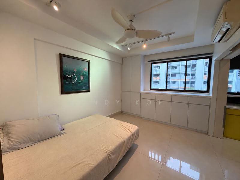 623 Bedok Reservoir Road, 623 Bedok Reservoir Road, Bedok / Upper East Coast, 3 Bedrooms, 980 sqft, HDB Flat For Sale, by Mandy Koh, 500301039 - Bedroom - PropertyGuru.com.sg