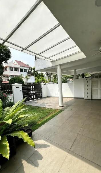 Bartley Villas, 3 Serangoon Lane, Hougang / Punggol / Sengkang, 6 Bedrooms, 3,900 sqft, Semi-Detached House For Sale, by Albert Koh, 500301040 - Exterior - PropertyGuru.com.sg