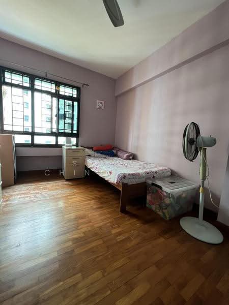 989A Jurong West Street 93, 989A Jurong West Street 93, Boon Lay / Jurong / Tuas, 3 Bedrooms, 1,184 sqft, HDB Flat For Sale, by Samson Chin Wen Yang, 500301053 - Bedroom - PropertyGuru.com.sg