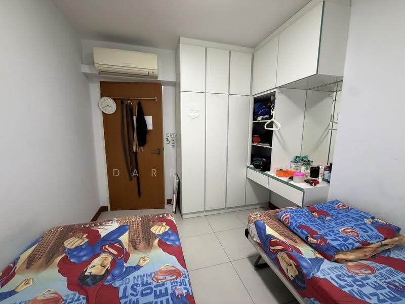 432B Sengkang West Way, 432B Sengkang West Way, Seletar / Yio Chu Kang, 3 Bedrooms, 1,001 sqft, HDB Flat For Sale, by Darren Lee, 500301138 - Bedroom - PropertyGuru.com.sg