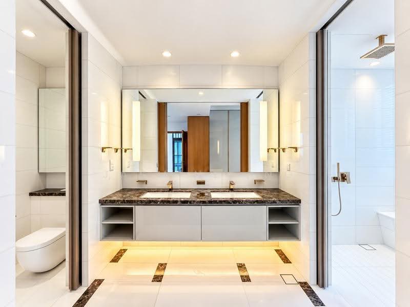 Leonie Parc View, 22 Leonie Hill Road, Orchard / River Valley, 4 Bedrooms, 6,524 sqft, Apartment For Sale, by Jasmine Png, 500301156 - Master Bathroom - PropertyGuru.com.sg