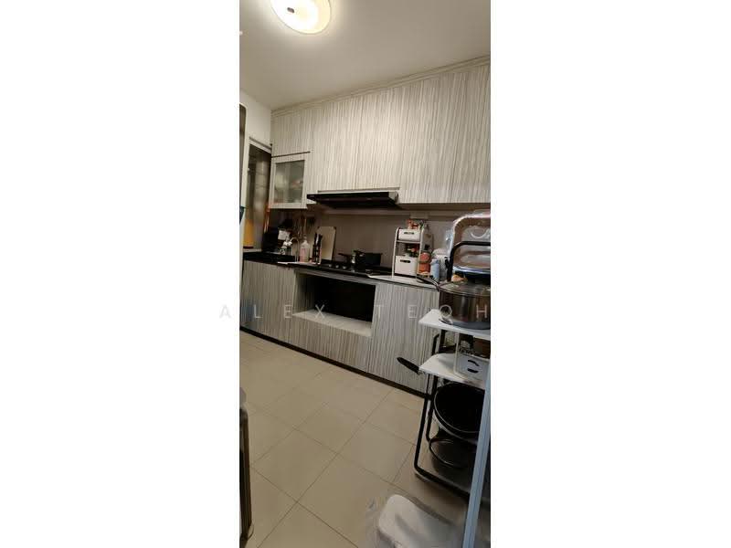 450A Bukit Batok West Avenue 6, 450A Bukit Batok West Avenue 6, Dairy Farm / Bukit Panjang / Choa Chu Kang, 2 Bedrooms, 721 sqft, HDB Flat For Sale, by Alex Teoh, 500301204 - Kitchen - PropertyGuru.com.sg