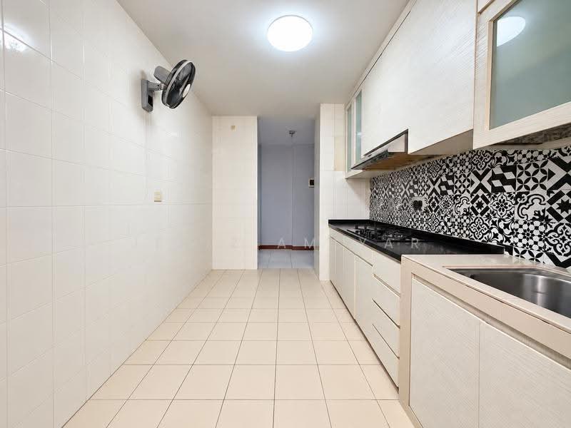 443A Fernvale Road, 443A Fernvale Road, Seletar / Yio Chu Kang, 3 Bedrooms, 1,012 sqft, HDB Flat For Sale, by Jerez Amsyar, 500301229 - Kitchen - PropertyGuru.com.sg