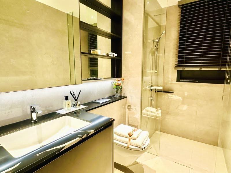 One Marina Gardens, 3 Marina Gardens Lane, Boat Quay / Raffles Place / Marina, 3 Bedrooms, 904 sqft, Apartment For Sale, by Tracy Teo, 500301338 - Bathroom - PropertyGuru.com.sg