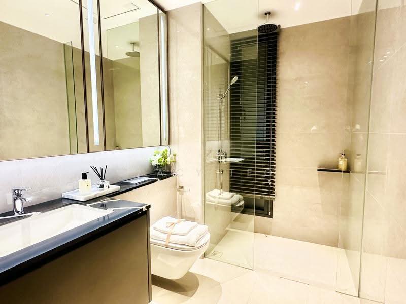 One Marina Gardens, 3 Marina Gardens Lane, Boat Quay / Raffles Place / Marina, 3 Bedrooms, 904 sqft, Apartment For Sale, by Tracy Teo, 500301338 - Bathroom - PropertyGuru.com.sg