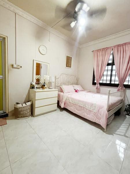 204A Compassvale Drive, 204A Compassvale Drive, Hougang / Punggol / Sengkang, 3 Bedrooms, 990 sqft, HDB Flat For Sale, by Asyraaf TCR, 500301375 - Bedroom - PropertyGuru.com.sg