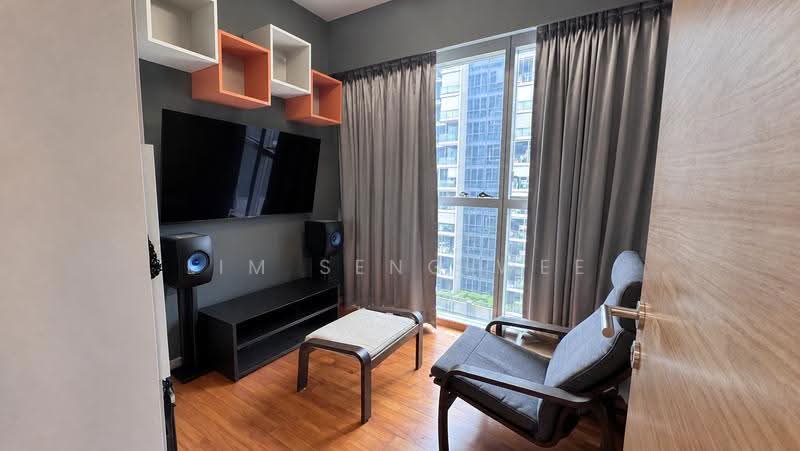 The Santorini, 29 Tampines Street 86, Pasir Ris / Tampines, 3 Bedrooms, 1,130 sqft, Condominium For Sale, by Lim Seng Wee, 500301379 - Living Room - PropertyGuru.com.sg