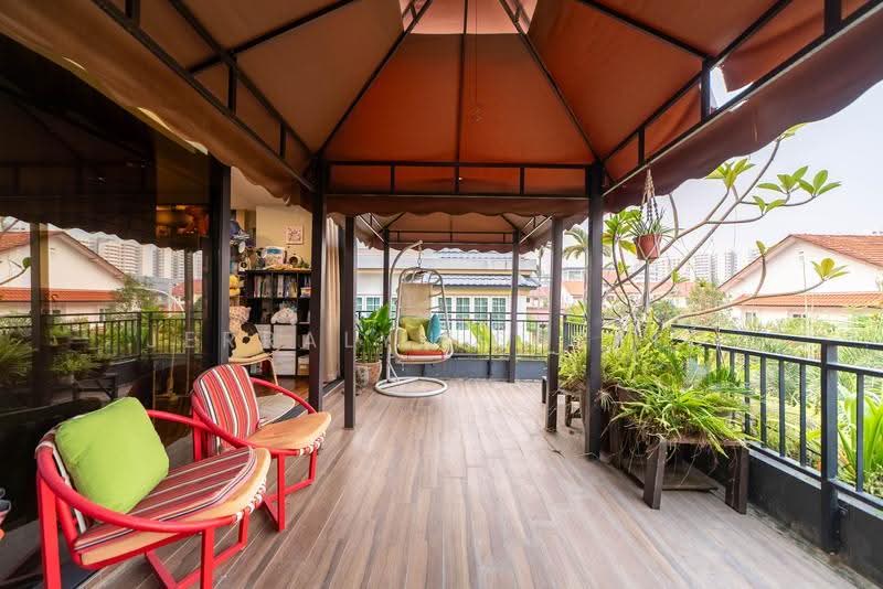 Kenanga Avenue / Lichi Avenue / Belimbing Avenue, Macpherson / Potong Pasir, 5 Bedrooms, 3,900 sqft, Corner Terrace For Sale, by Jerralyn Satrio, 500301404 - Canopy Terrace - PropertyGuru.com.sg