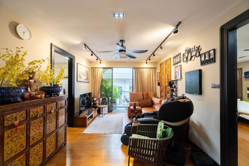 Kenanga Avenue / Lichi Avenue / Belimbing Avenue, Macpherson / Potong Pasir, 5 Bedrooms, 3,900 sqft, Corner Terrace For Sale, by Jerralyn Satrio, 500301404 - 2nd Floor - Family area - PropertyGuru.com.sg