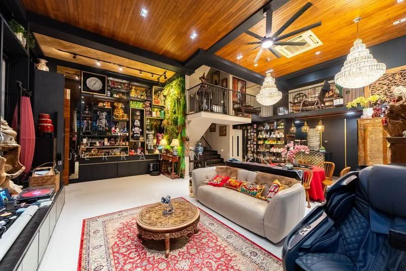 Kenanga Avenue / Lichi Avenue / Belimbing Avenue, Macpherson / Potong Pasir, 5 Bedrooms, 3,900 sqft, Corner Terrace For Sale, by Jerralyn Satrio, 500301404 - Living Room - PropertyGuru.com.sg