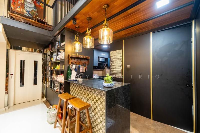 Kenanga Avenue / Lichi Avenue / Belimbing Avenue, Macpherson / Potong Pasir, 5 Bedrooms, 3,900 sqft, Corner Terrace For Sale, by Jerralyn Satrio, 500301404 - Dry Pantry - PropertyGuru.com.sg