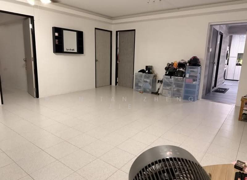 285 Choa Chu Kang Avenue 3, 285 Choa Chu Kang Avenue 3, Dairy Farm / Bukit Panjang / Choa Chu Kang, 3 Bedrooms, 1,119 sqft, HDB Flat For Sale, by Ryan Tan Zheng Jie, 500301425 - Living Room - PropertyGuru.com.sg