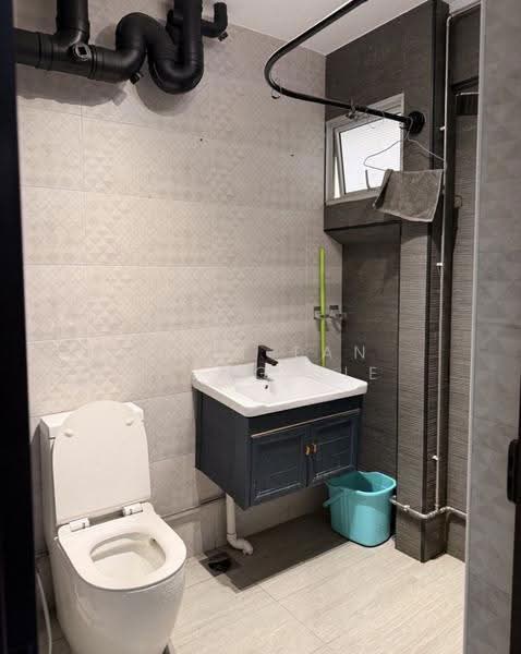 285 Choa Chu Kang Avenue 3, 285 Choa Chu Kang Avenue 3, Dairy Farm / Bukit Panjang / Choa Chu Kang, 3 Bedrooms, 1,119 sqft, HDB Flat For Sale, by Ryan Tan Zheng Jie, 500301425 - Bathroom - PropertyGuru.com.sg