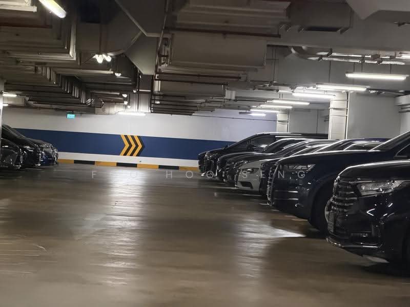 AMPLE PARKING