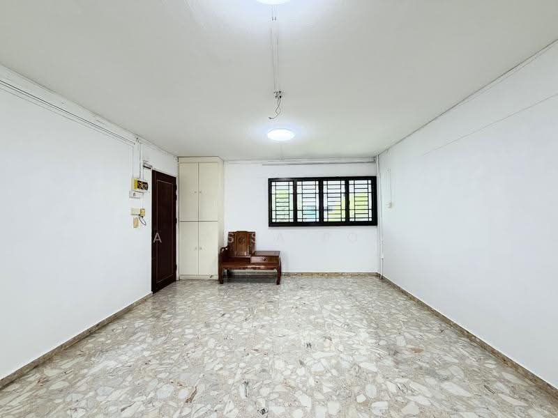 413 Ang Mo Kio Avenue 10, 413 Ang Mo Kio Avenue 10, Ang Mo Kio / Bishan / Thomson, 3 Bedrooms, 990 sqft, HDB Flat For Sale, by Alyssa Poh, 500301480 - Living Room - PropertyGuru.com.sg