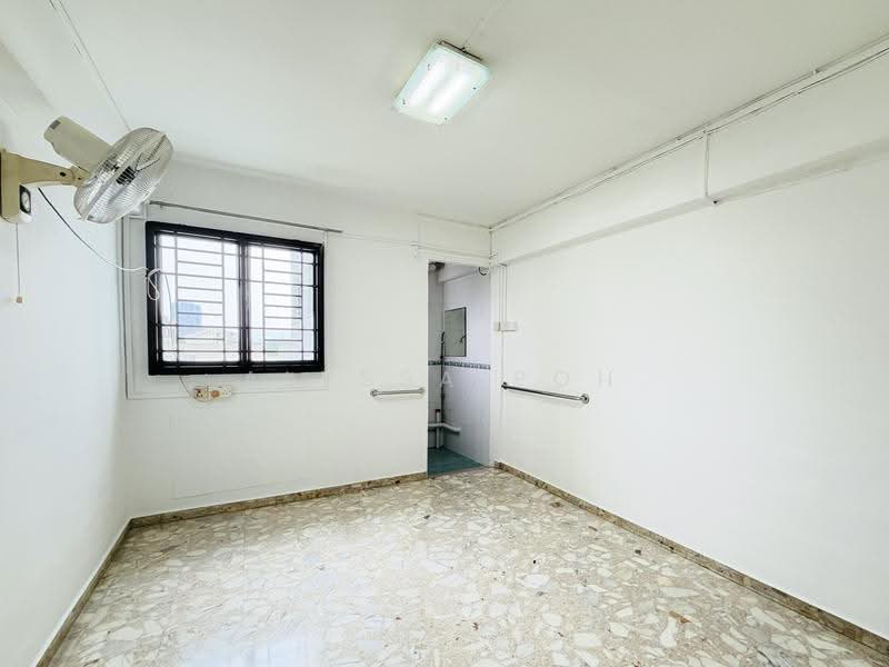 413 Ang Mo Kio Avenue 10, 413 Ang Mo Kio Avenue 10, Ang Mo Kio / Bishan / Thomson, 3 Bedrooms, 990 sqft, HDB Flat For Sale, by Alyssa Poh, 500301480 - Interior - PropertyGuru.com.sg