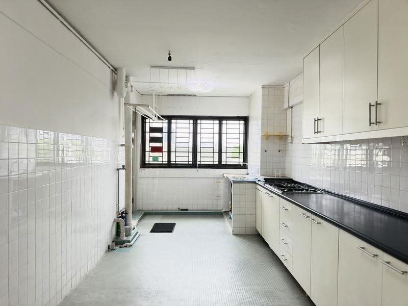 413 Ang Mo Kio Avenue 10, 413 Ang Mo Kio Avenue 10, Ang Mo Kio / Bishan / Thomson, 3 Bedrooms, 990 sqft, HDB Flat For Sale, by Alyssa Poh, 500301480 - Kitchen - PropertyGuru.com.sg