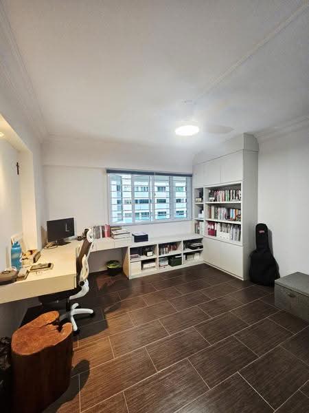 128 Pasir Ris Street 11, 128 Pasir Ris Street 11, Pasir Ris / Tampines, 3 Bedrooms, 1,571 sqft, HDB Flat For Sale, by Louis Leow, 500301494 - Study - PropertyGuru.com.sg