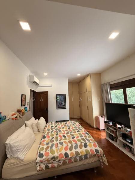 Super Cheap Sunset Way Corner Terrace, Sunset way, sunset square, sunset lane, sunset view, sunset place, sunset drive, sunset terrace,, Clementi Park / Upper Bukit Timah, 4 Bedrooms, 3,500 sqft, Corner Terrace For Sale, by Gary Tang, 500301587 - Bedroom - PropertyGuru.com.sg