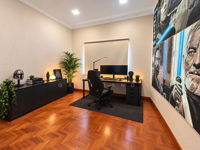 Super Cheap Sunset Way Corner Terrace, Sunset way, sunset square, sunset lane, sunset view, sunset place, sunset drive, sunset terrace,, Clementi Park / Upper Bukit Timah, 4 Bedrooms, 3,500 sqft, Corner Terrace For Sale, by Gary Tang, 500301587 - Study - PropertyGuru.com.sg
