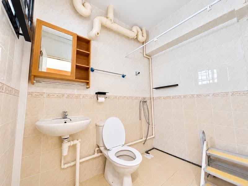 980C Buangkok Crescent, 980C Buangkok Crescent, Hougang / Punggol / Sengkang, 3 Bedrooms, 915 sqft, HDB Flat For Rent, by Amelia Ang, 500301603 - Bathroom - PropertyGuru.com.sg