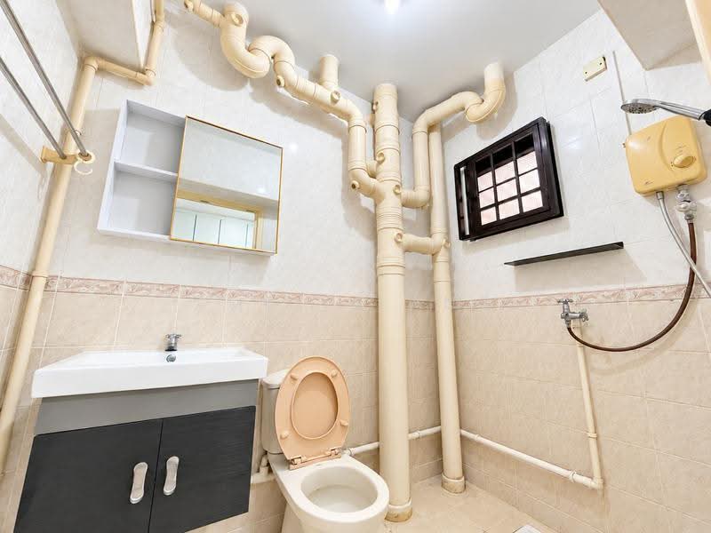 980C Buangkok Crescent, 980C Buangkok Crescent, Hougang / Punggol / Sengkang, 3 Bedrooms, 915 sqft, HDB Flat For Rent, by Amelia Ang, 500301603 - Bathroom - PropertyGuru.com.sg