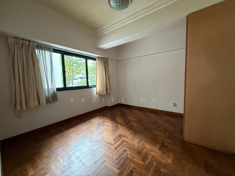 Surrey Court, 12 Surrey Court, Newton / Novena, 3 Bedrooms, 1,200 sqft, Condominium For Rent, by Xavier Ng, 500301642 - Bedroom - PropertyGuru.com.sg