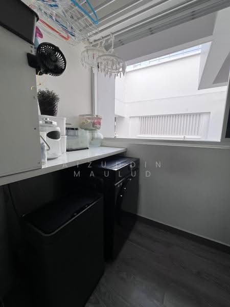 574B Woodlands Glen, 574B Woodlands Drive 16, Admiralty / Woodlands, 3 Bedrooms, 1,001 sqft, HDB Flat For Sale, by Aizuddin Maulud, 500301687 - Balcony - PropertyGuru.com.sg