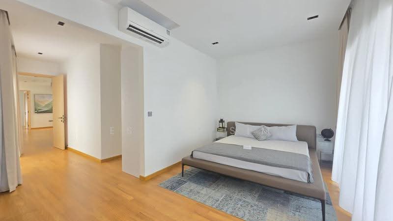 Brand New Freehold Detached House With Attic, Lift And Pool in d15, Siglap Road, East Coast / Marine Parade, 5 Bedrooms, 9,280 sqft, Detached House For Sale, by Esther Sim, 500301734 - Bedroom - PropertyGuru.com.sg