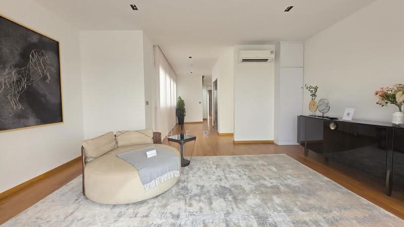 Brand New Freehold Detached House With Attic, Lift And Pool in d15, Siglap Road, East Coast / Marine Parade, 5 Bedrooms, 9,280 sqft, Detached House For Sale, by Esther Sim, 500301734 - Living Room - PropertyGuru.com.sg