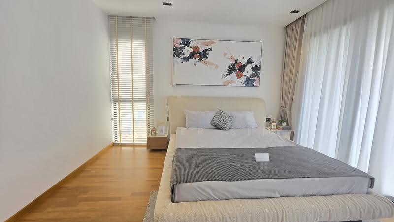 Brand New Freehold Detached House With Attic, Lift And Pool in d15, Siglap Road, East Coast / Marine Parade, 5 Bedrooms, 9,280 sqft, Detached House For Sale, by Esther Sim, 500301734 - PropertyGuru.com.sg