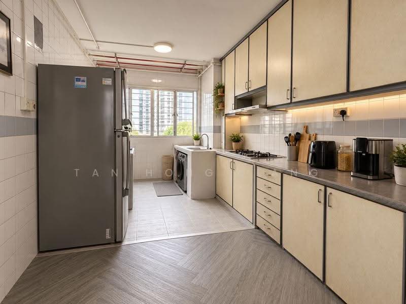 314 Hougang Avenue 5, 314 Hougang Avenue 5, Hougang / Punggol / Sengkang, 3 Bedrooms, 1,001 sqft, HDB Flat For Sale, by Tan Hong Liang, 500301780 - Kitchen - PropertyGuru.com.sg