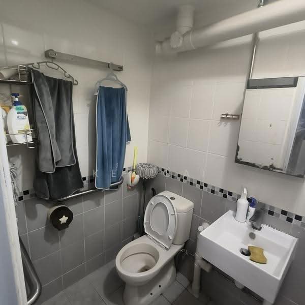 Common Bathroom