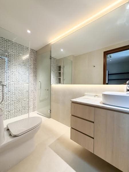 The Legend, 361 Bukit Timah Road, Tanglin / Holland / Bukit Timah, 3 Bedrooms, 2,164 sqft, Condominium For Rent, by Evangeline Yeong, 500301888 - Bedroom 3 Ensuite Bathroom - PropertyGuru.com.sg