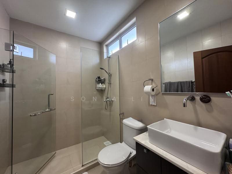 2 Storey Freehold Linked Bungalow @ Sunset Way, Sunset Way, Clementi Park, Upper Bukit Timah, Clementi Park / Upper Bukit Timah, 5 Bedrooms, 3,700 sqft, Bungalow House For Sale, by Sonia Lin, 500302067 - PropertyGuru.com.sg