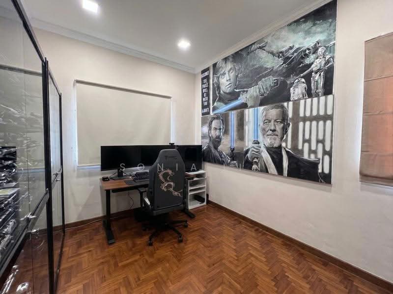 2 Storey Freehold Linked Bungalow @ Sunset Way, Sunset Way, Clementi Park, Upper Bukit Timah, Clementi Park / Upper Bukit Timah, 5 Bedrooms, 3,700 sqft, Bungalow House For Sale, by Sonia Lin, 500302067 - Study - PropertyGuru.com.sg