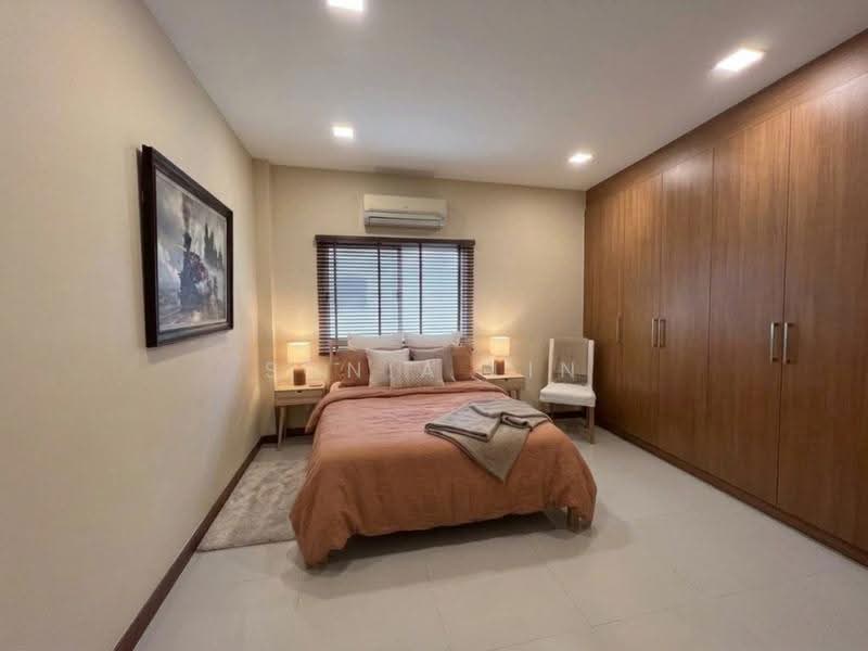 2 Storey Freehold Linked Bungalow @ Sunset Way, Sunset Way, Clementi Park, Upper Bukit Timah, Clementi Park / Upper Bukit Timah, 5 Bedrooms, 3,700 sqft, Bungalow House For Sale, by Sonia Lin, 500302067 - Bedroom - PropertyGuru.com.sg
