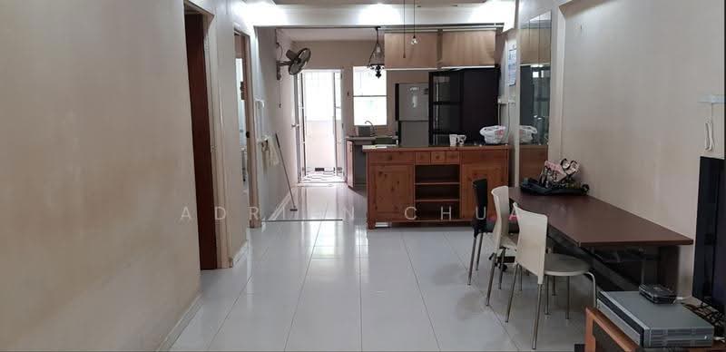 210 Yishun Street 21, 210 Yishun Street 21, Sembawang / Yishun, 2 Bedrooms, 721 sqft, HDB Flat For Sale, by Adrian Chua, 500302153 - Kitchen - PropertyGuru.com.sg