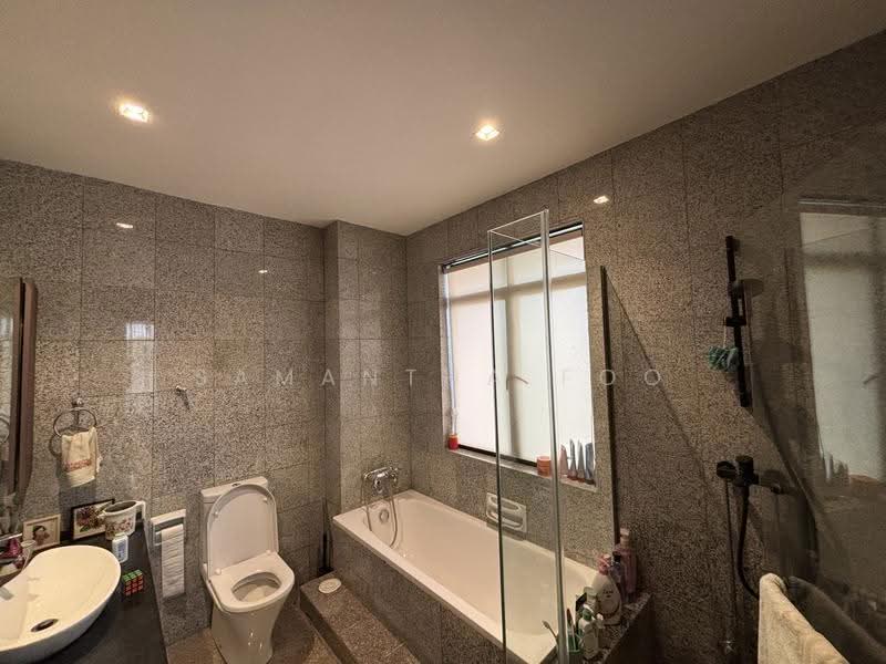 Guok Avenue, Guok Avenue, Buona Vista / West Coast / Clementi New Town, 5 Bedrooms, 7,832 sqft, Detached House For Rent, by Samantha Foo, 500302291 - PropertyGuru.com.sg