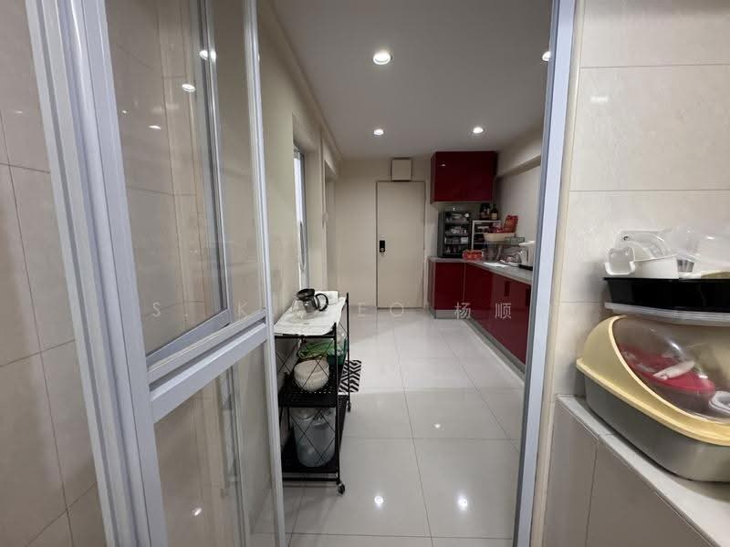 966 Hougang Avenue 9, 966 Hougang Avenue 9, Hougang / Punggol / Sengkang, 3 Bedrooms, 1,238 sqft, HDB Flat For Sale, by S. K. Yeo 杨顺锦, 500302295 - Kitchen - PropertyGuru.com.sg