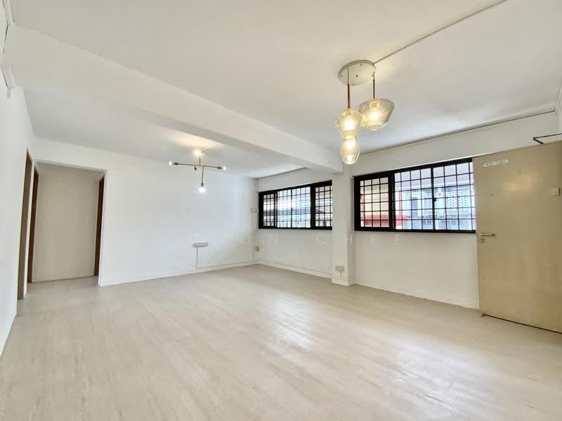 208 Toa Payoh North, 208 Toa Payoh North, Balestier / Toa Payoh, 3 Bedrooms, 872 sqft, HDB Flat For Rent, by Milton Chee, 500302317 - Living Room - PropertyGuru.com.sg
