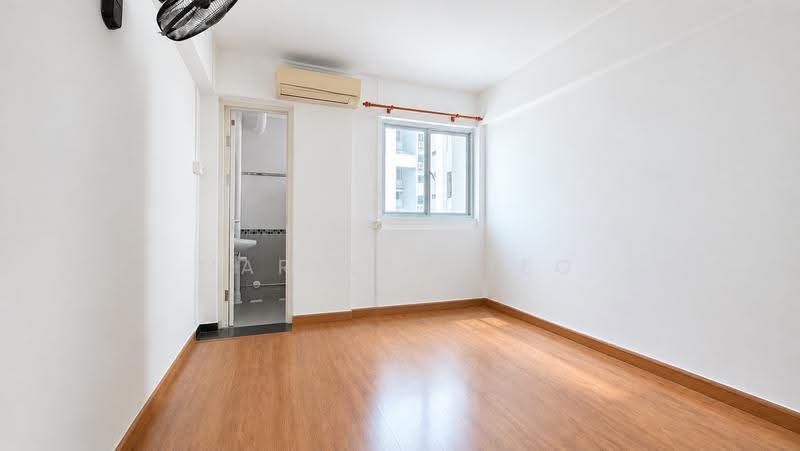 746 Yishun Street 72, 746 Yishun Street 72, Sembawang / Yishun, 2 Bedrooms, 721 sqft, HDB Flat For Rent, by Marylyn Yeo, 500302336 - Bathroom - PropertyGuru.com.sg