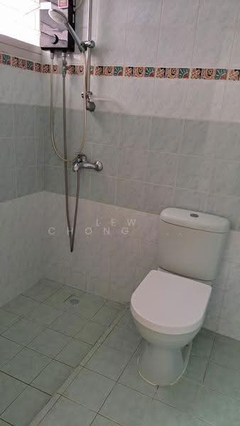 Common Bathroom