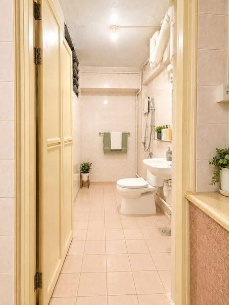 777 Woodlands Crescent, 777 Woodlands Crescent, Admiralty / Woodlands, 3 Bedrooms, 1,097 sqft, HDB Flat For Sale, by Frankie Er, 500302424 - Bathroom - PropertyGuru.com.sg