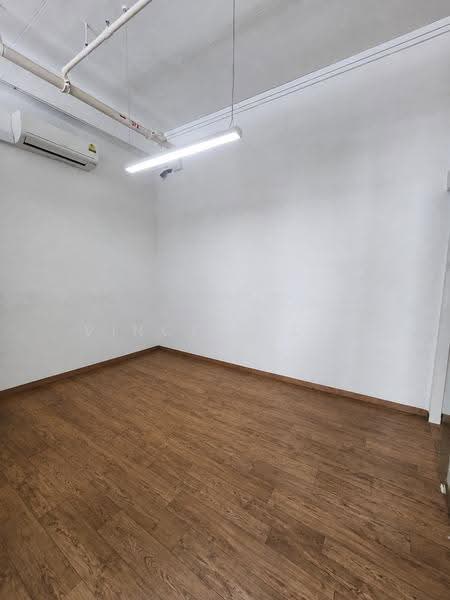 The Alexcier, 237 Alexandra Road, Alexandra / Commonwealth, 1,227 sqft, Light Industrial (B1) For Rent, by Vincent Lye, 500302463 - CommercialGuru.com.sg