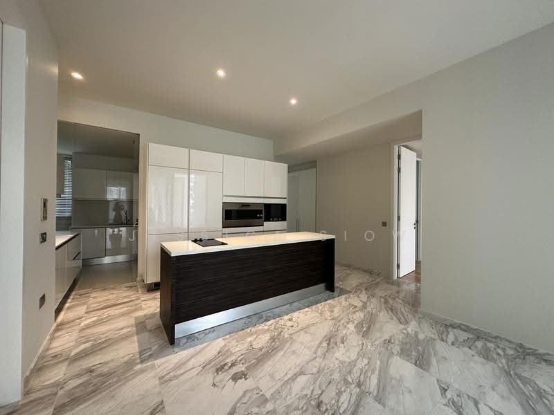 Marina Collection, 13 Cove Drive, Harbourfront / Telok Blangah, 4 Bedrooms, 2,185 sqft, Condominium For Sale, by Jessica Siow, 500302540 - Kitchen - PropertyGuru.com.sg