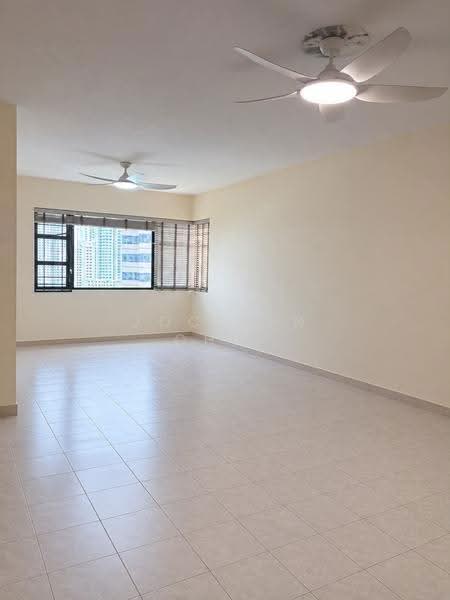 Central Green, 1 Jalan Membina, Alexandra / Commonwealth, 3 Bedrooms, 1,292 sqft, Condominium For Rent, by Jocelyn Chia, 500302541 - Living Room - PropertyGuru.com.sg