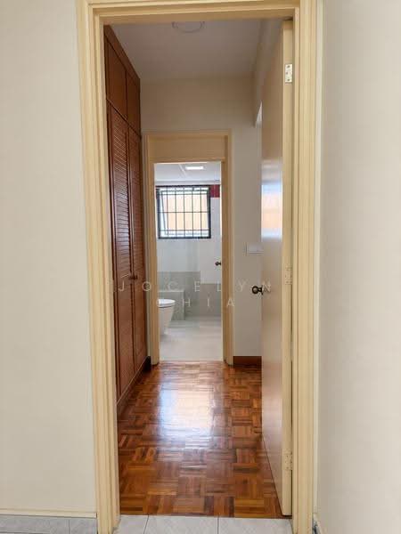 Central Green, 1 Jalan Membina, Alexandra / Commonwealth, 3 Bedrooms, 1,292 sqft, Condominium For Rent, by Jocelyn Chia, 500302541 - Corridor - PropertyGuru.com.sg