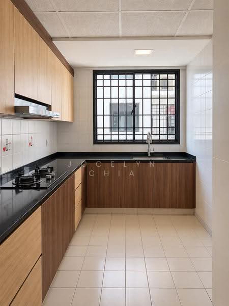Central Green, 1 Jalan Membina, Alexandra / Commonwealth, 3 Bedrooms, 1,292 sqft, Condominium For Rent, by Jocelyn Chia, 500302541 - Kitchen - PropertyGuru.com.sg