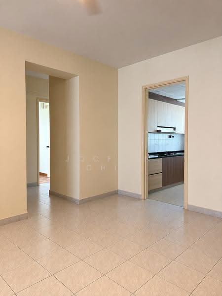 Central Green, 1 Jalan Membina, Alexandra / Commonwealth, 3 Bedrooms, 1,292 sqft, Condominium For Rent, by Jocelyn Chia, 500302541 - Kitchen - PropertyGuru.com.sg